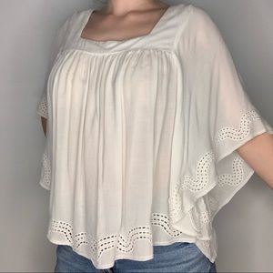 White FLOWY Top